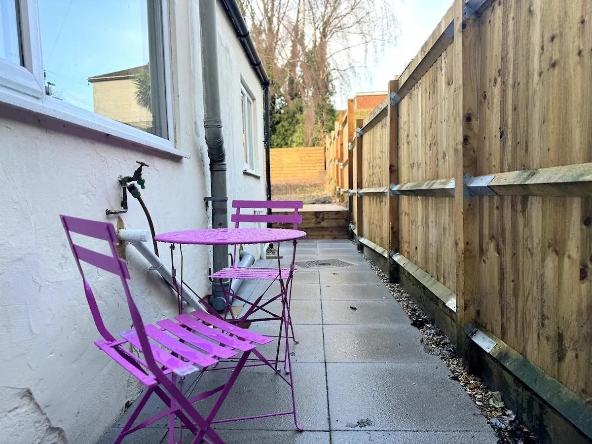 New Southampton Central House - Parking, 6 Beds, Sleeps 9 - City Centre L Cruise Terminal L Great For Contractors, Friends & Families United Kingdom
